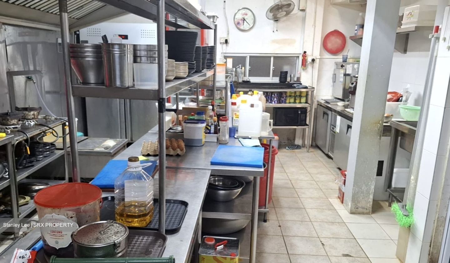 Sembawang Road (D27), Retail #546621811